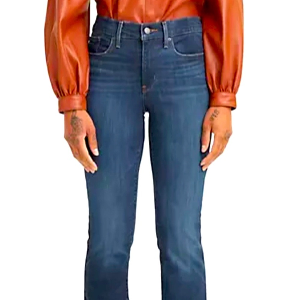 Levi’s 315 Shaping Bootcut
